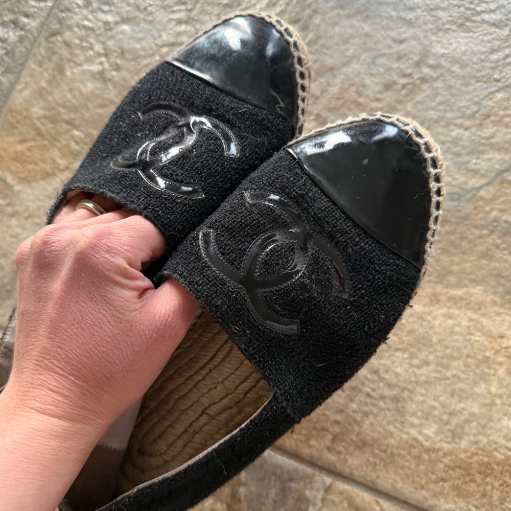 CHANEL Black Patent Toe Espadrilles